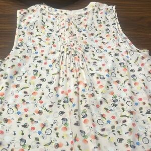 Sleeves Top with Invisible Buttons